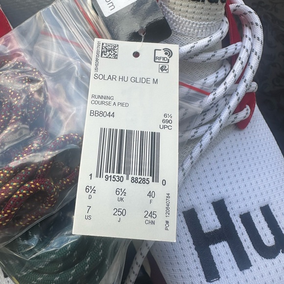 Adidas x Pharrell Solar Hu Glide
'White' BB8044 size 7 NIB NWT - Picture 4 of 11